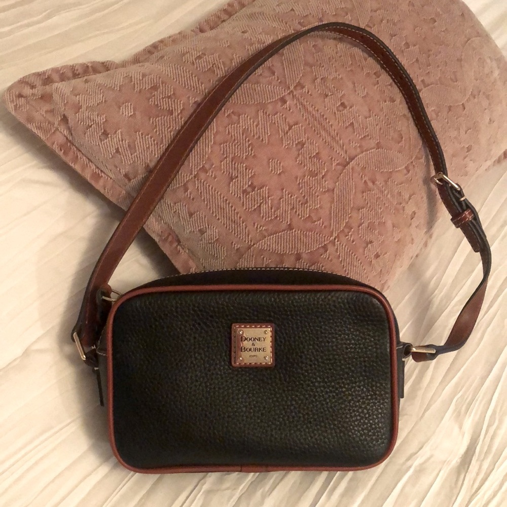 Dooney & Bourke Camera Crossbody Bag